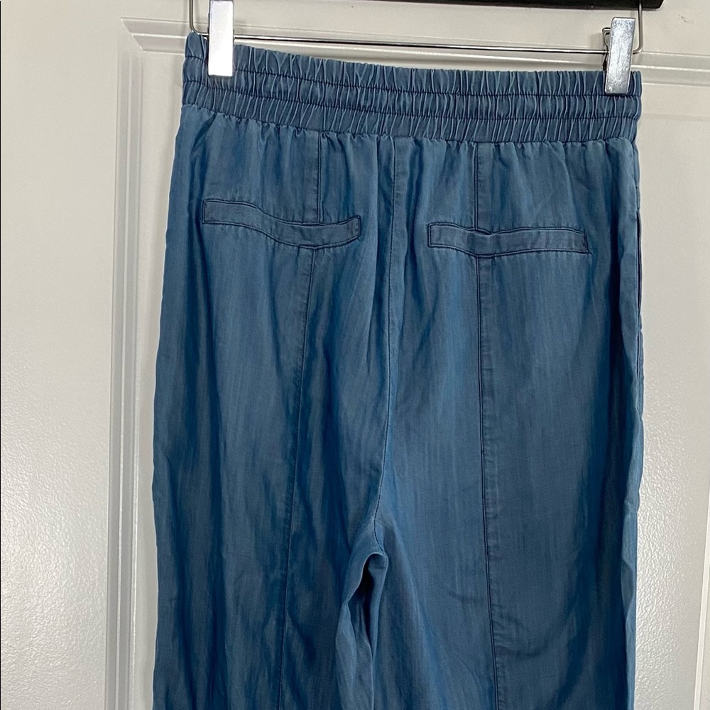 Denim colored joggers with functional draw string